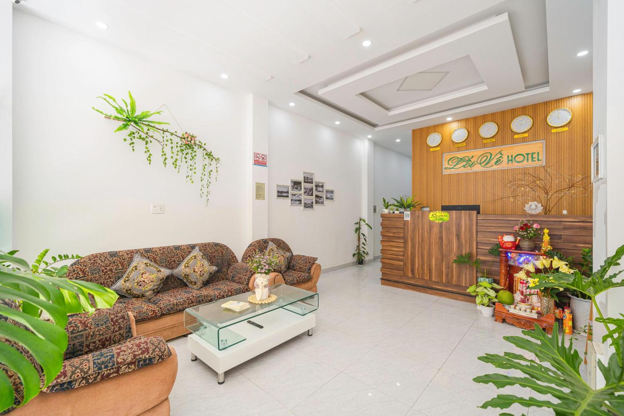 Khách Sạn Lối Về Đà Lạt Esterno foto